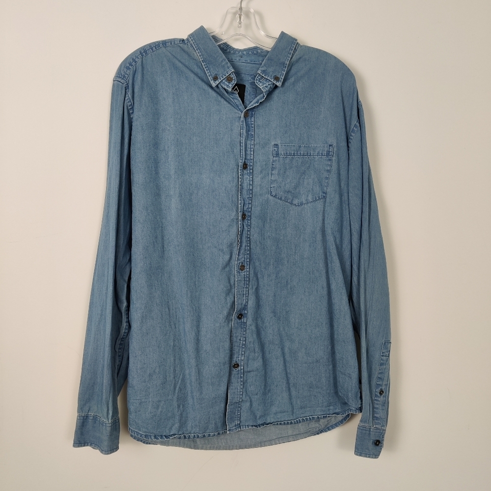 Ripzone Men's Button Down Denim Shirt Blue Size Large 100% Cotton Casual